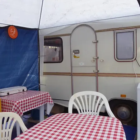 Is Arenas Camping Village * С'Аркитту-Кульери